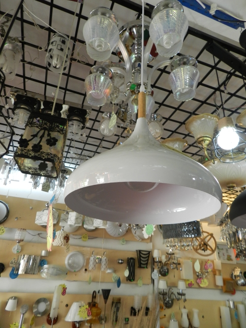 Ceiling-White Ceiling-White