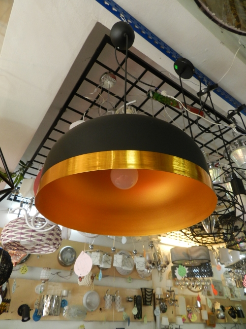 Gold-Ceiling Gold-Ceiling